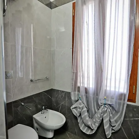 Bed & Breakfast Beb La Perla