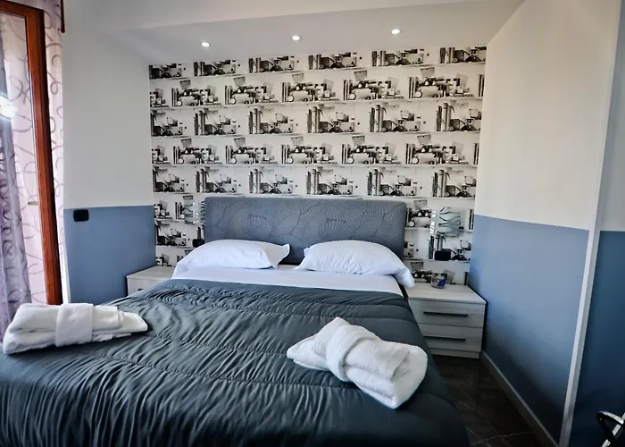 Bed & Breakfast Beb La Perla Naples